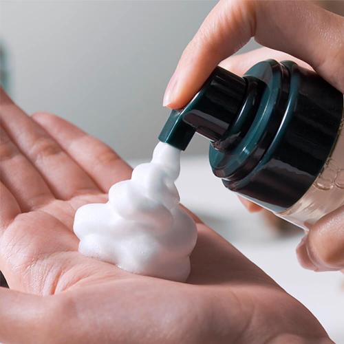 Слабокислотная успокаивающая пенка для умывания Pyunkang Yul Calming Low pH Foaming Cleanser, 150мл
